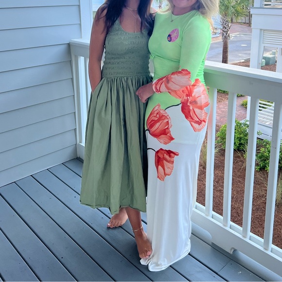 Alice + Olivia Two-Tone Maxi Dress with Orange Floral Accent - Picture 7 of 7